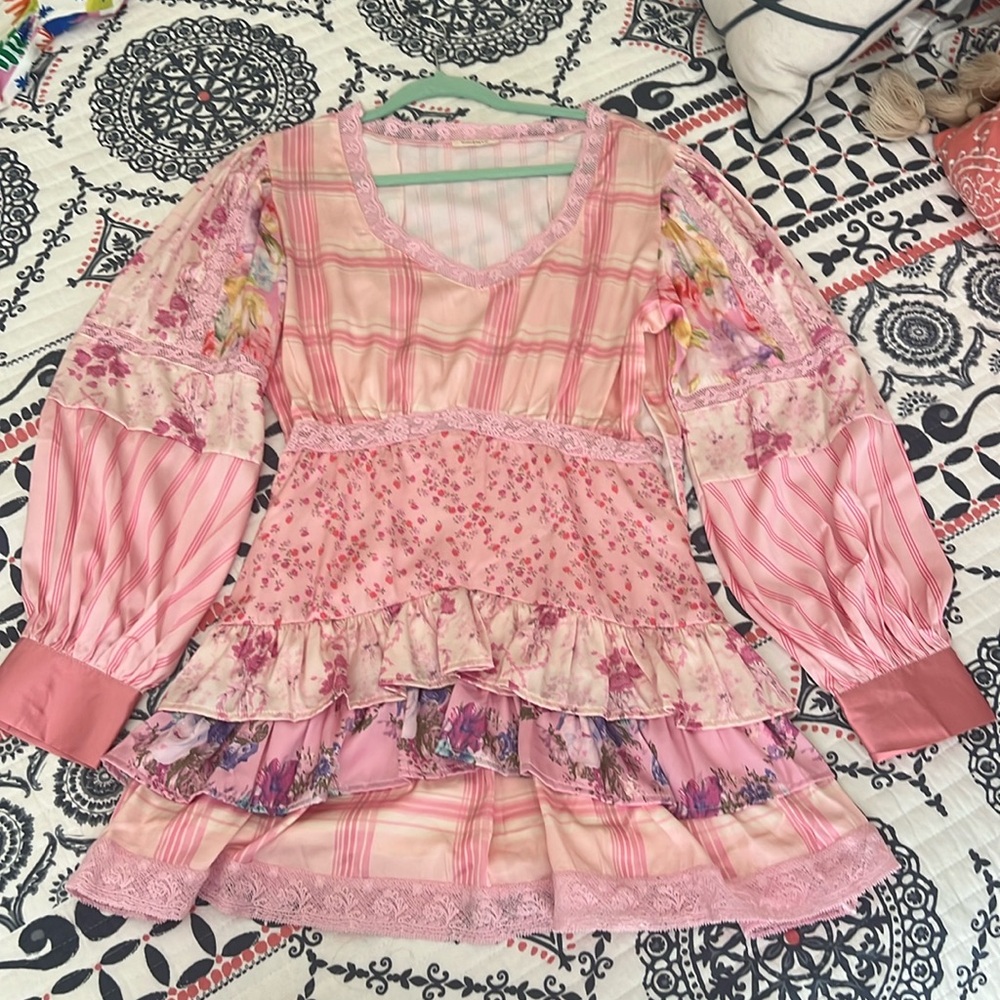 NWOT pink long balloon sleeved layered ruffle mini dress